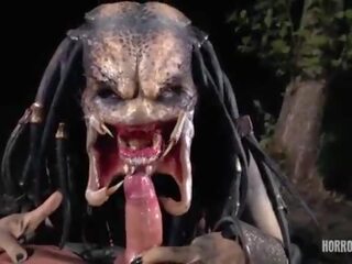 Horrorporn predator turok mangangaso