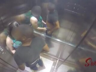 Sorayyaa e leo ogro foram pegos fudendo geen elevador