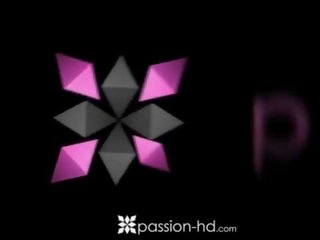 Passion-hd - alexa grace jest czyszczenie the dom w majteczki i stanik